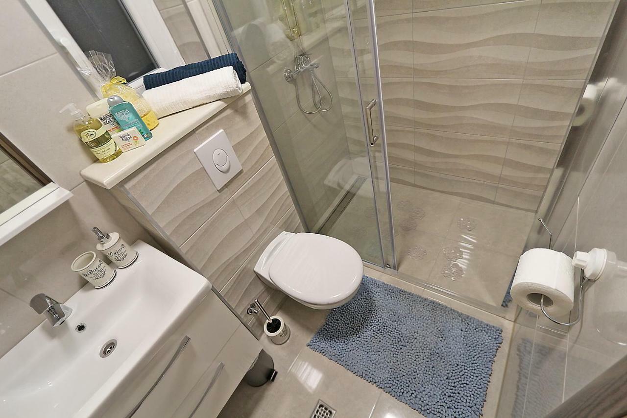 מאקרסקה Modern Apartments Iva מראה חיצוני תמונה