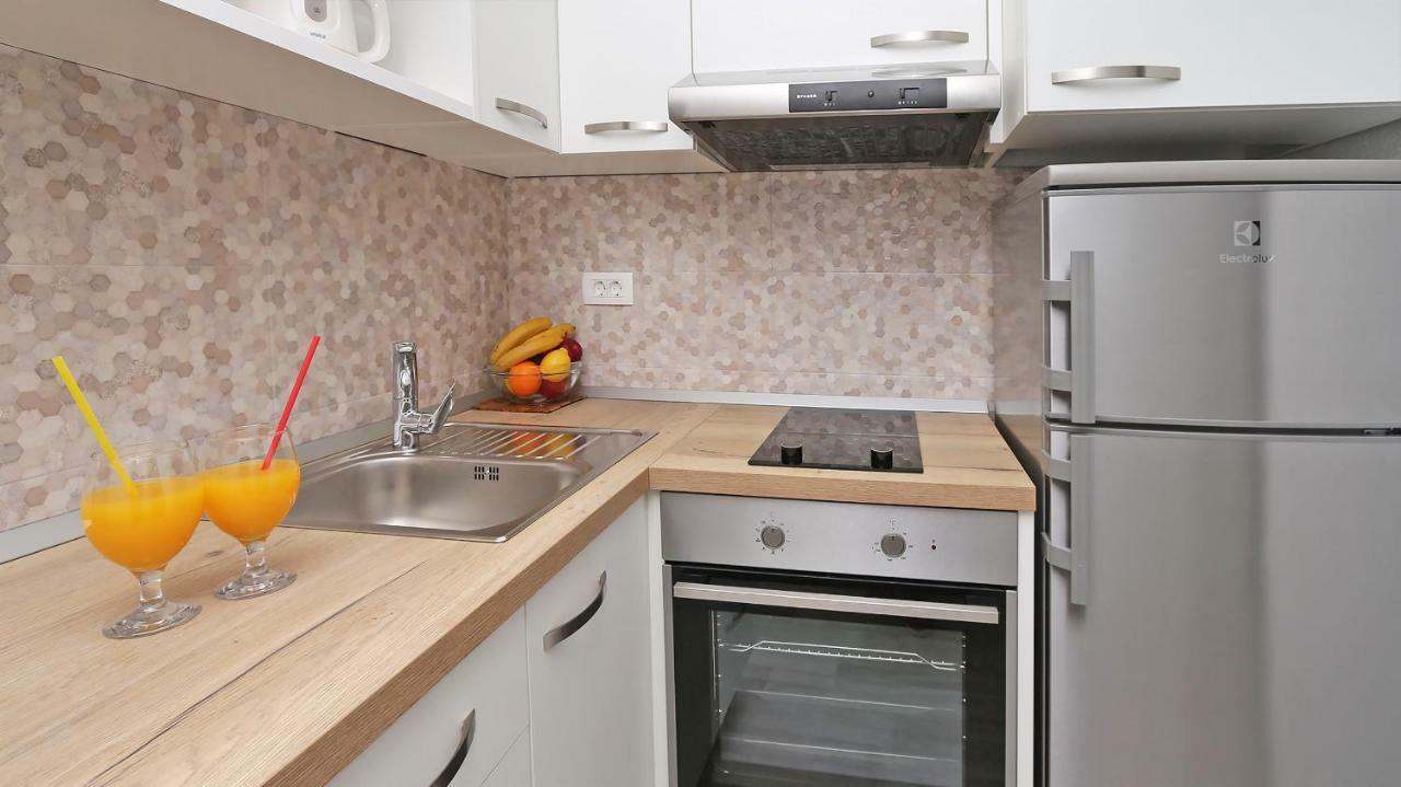 מאקרסקה Modern Apartments Iva מראה חיצוני תמונה