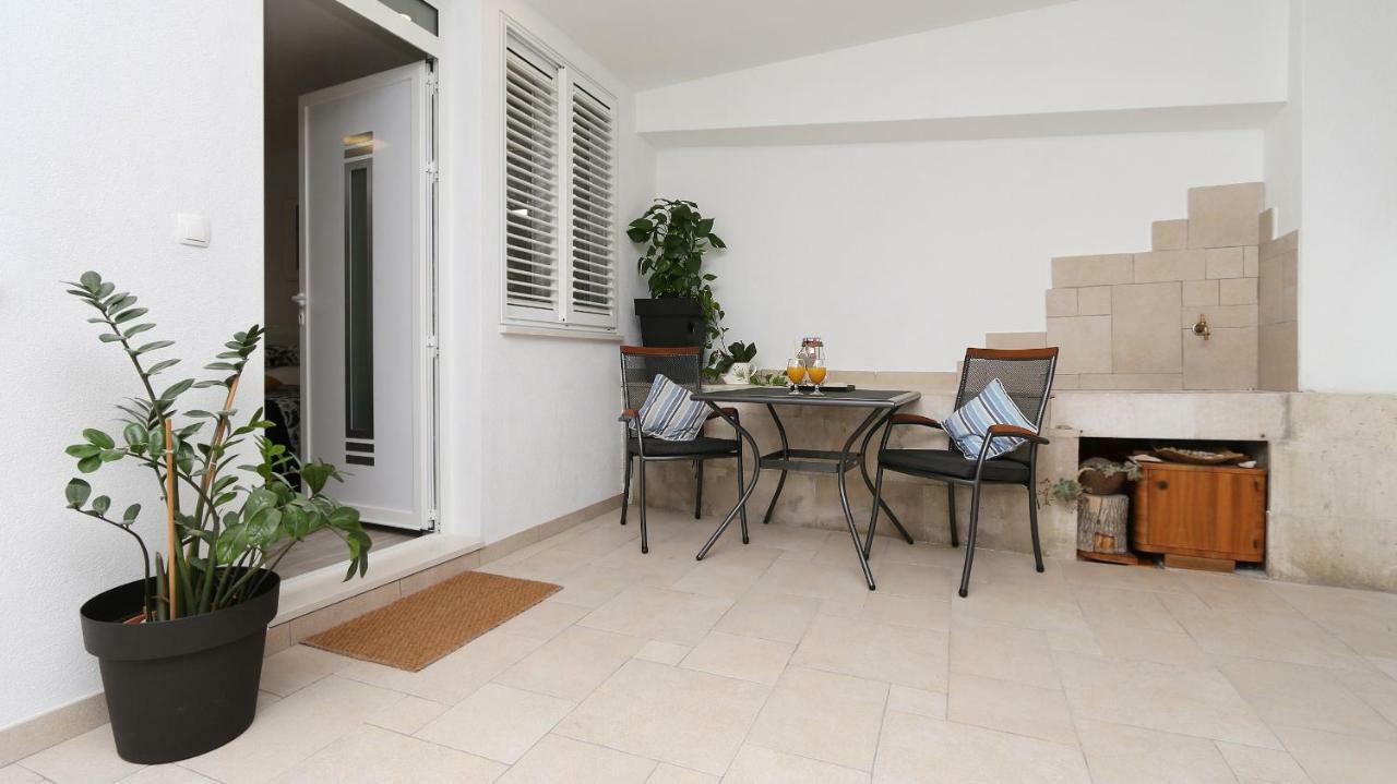מאקרסקה Modern Apartments Iva מראה חיצוני תמונה