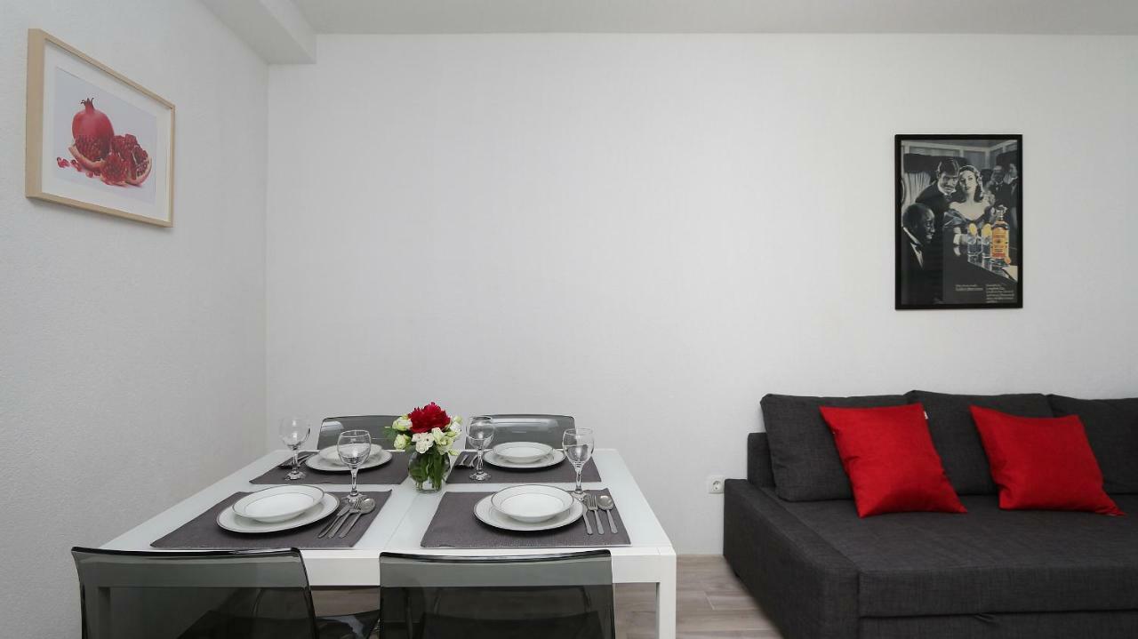 מאקרסקה Modern Apartments Iva מראה חיצוני תמונה
