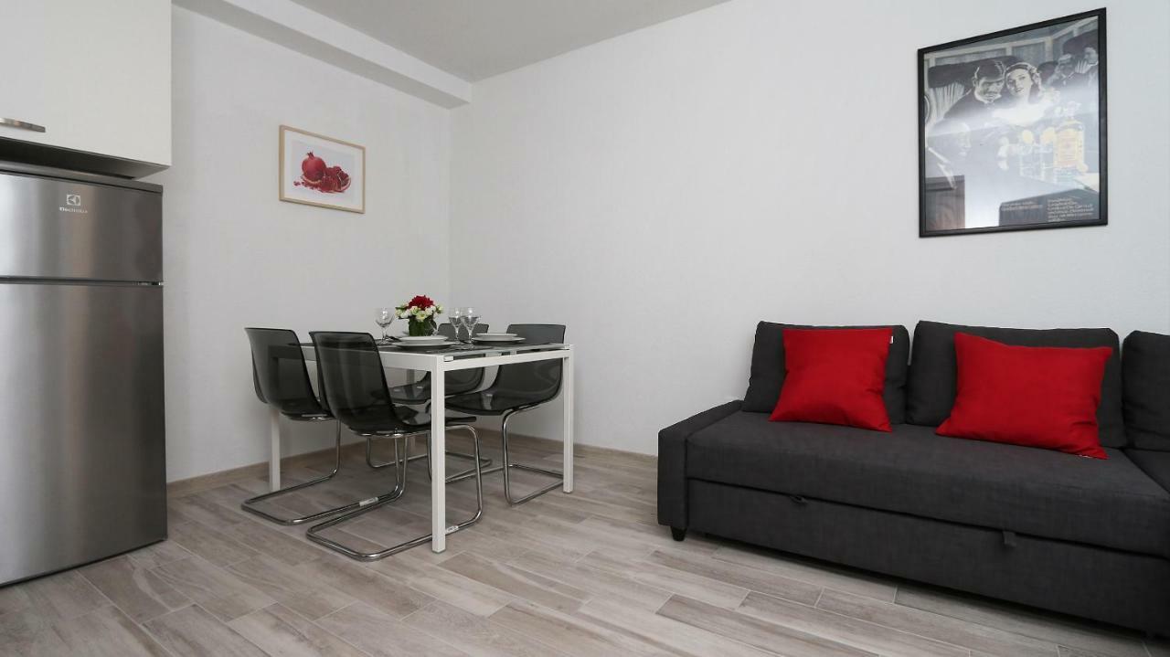מאקרסקה Modern Apartments Iva מראה חיצוני תמונה